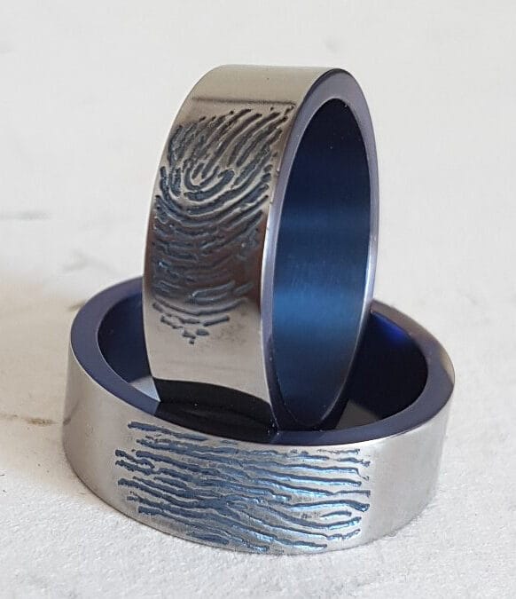 Titanium met vingerafdruk